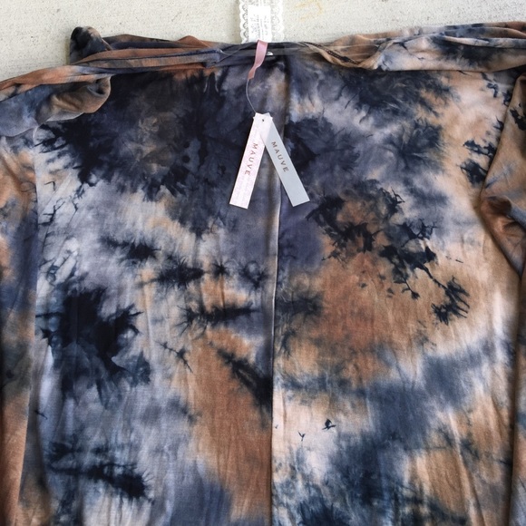 Mists of Avalon Kimono - Picture 4 of 4